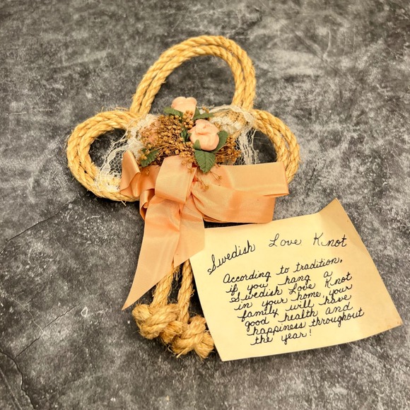 Other - Vintage Swedish Love Knot | Cottage